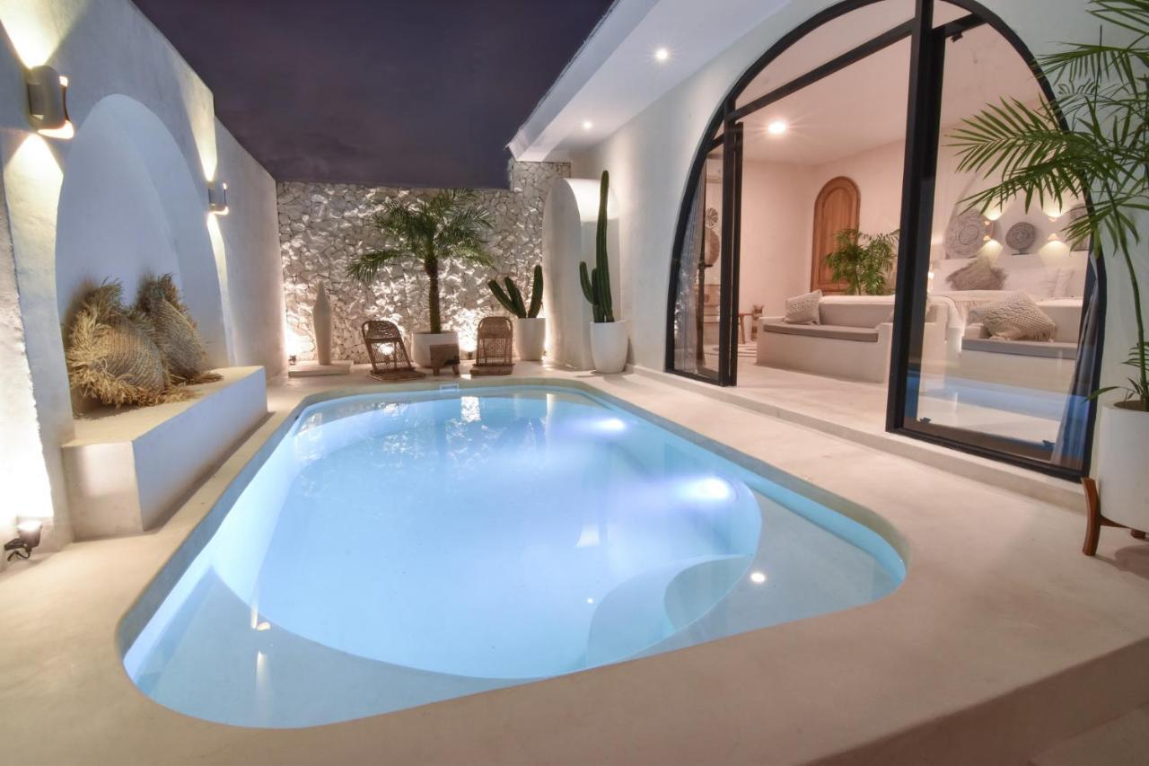 Bohemian Jogja Villas With Private Pool Kejayan Kültér fotó