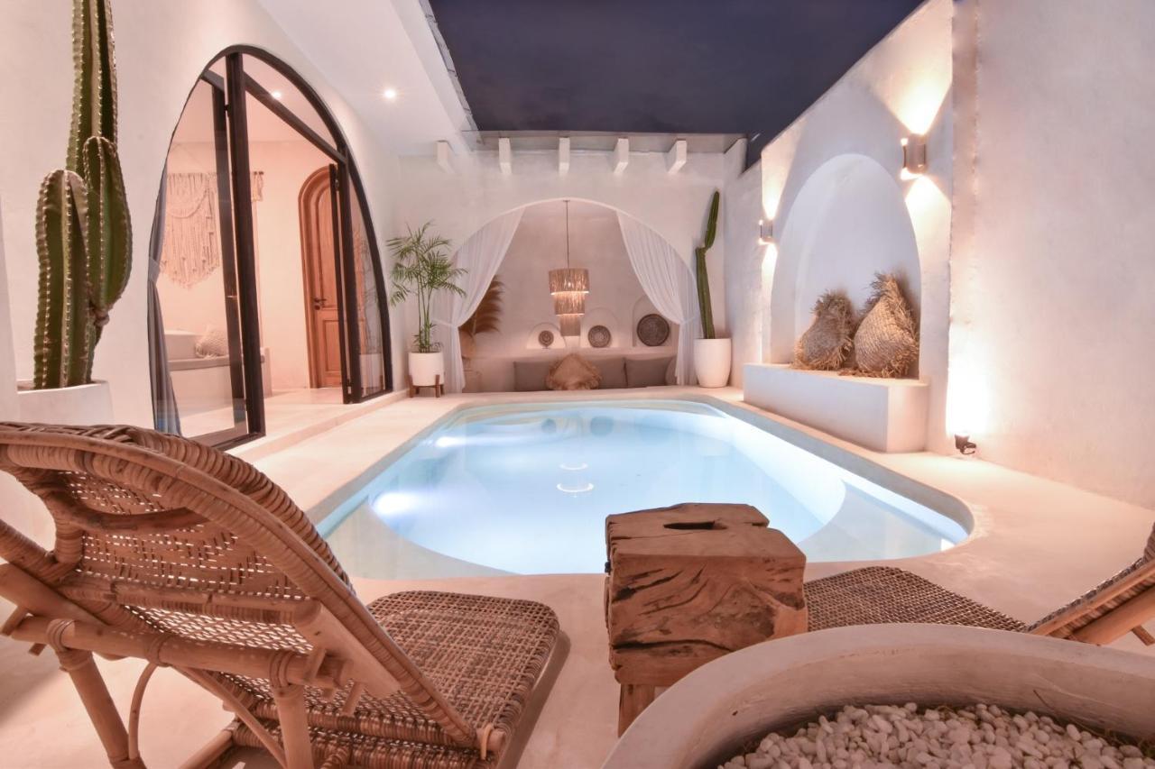 Bohemian Jogja Villas With Private Pool Kejayan Kültér fotó