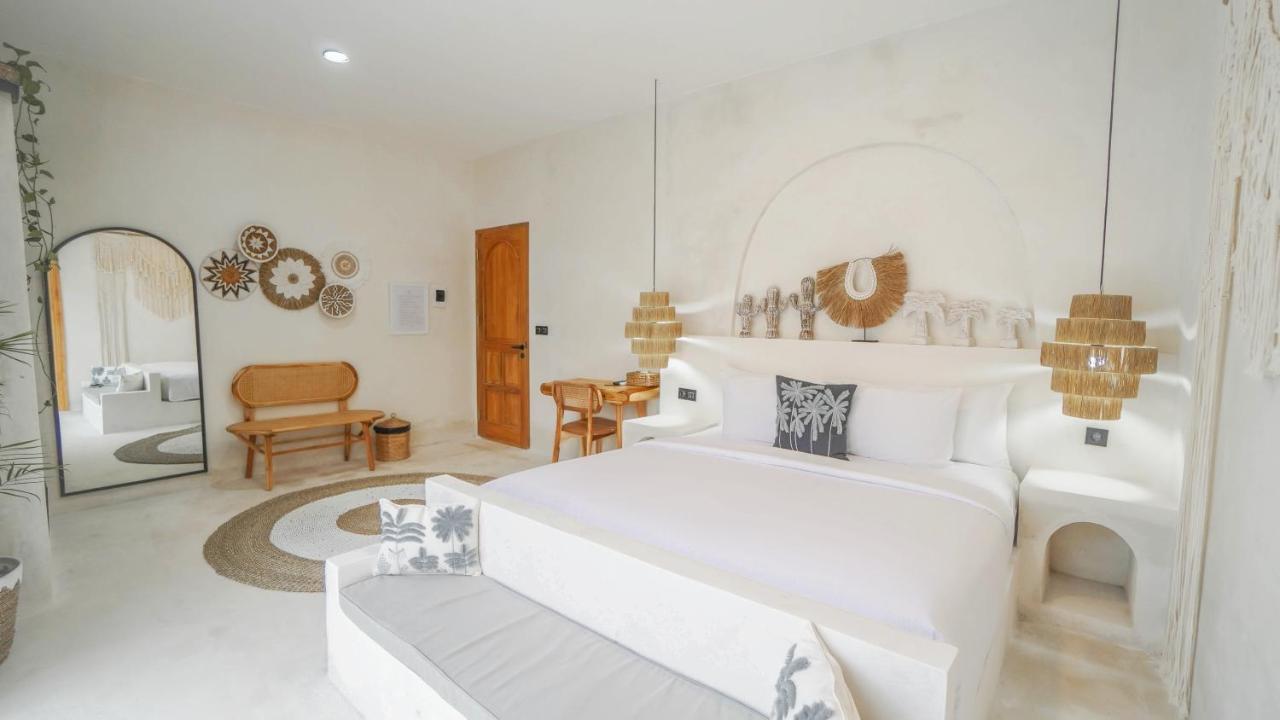Bohemian Jogja Villas With Private Pool Kejayan Kültér fotó