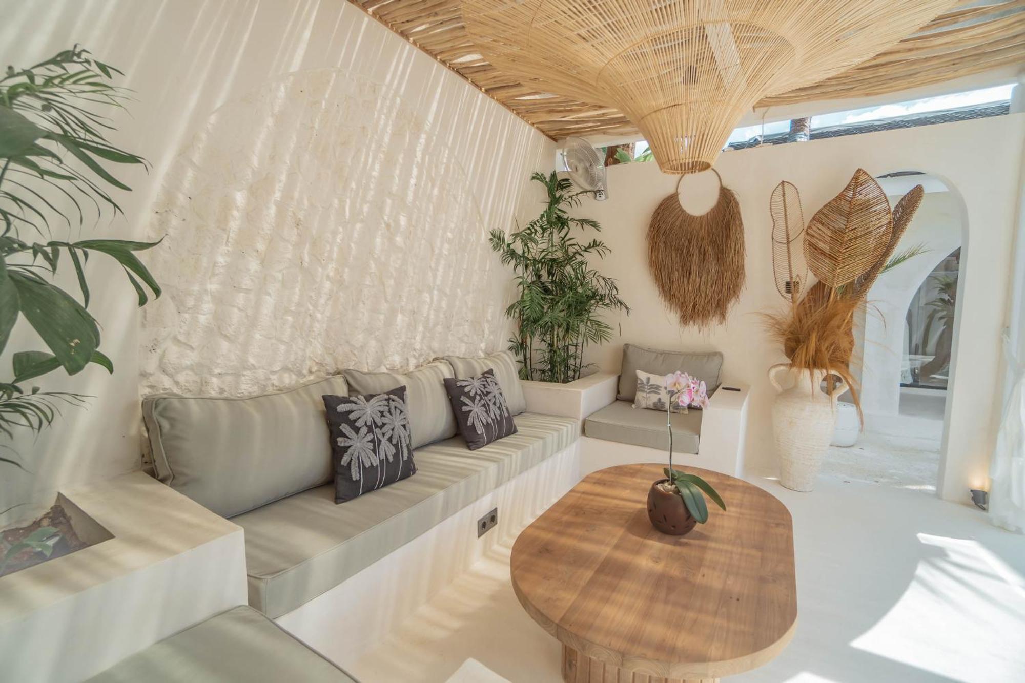 Bohemian Jogja Villas With Private Pool Kejayan Kültér fotó